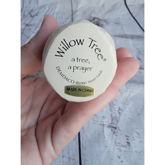 Willow Tree Angel a tree, A Prayer 5.5in Figurine Demdaco Susan Lordi 2005 - Picture 8 of 8